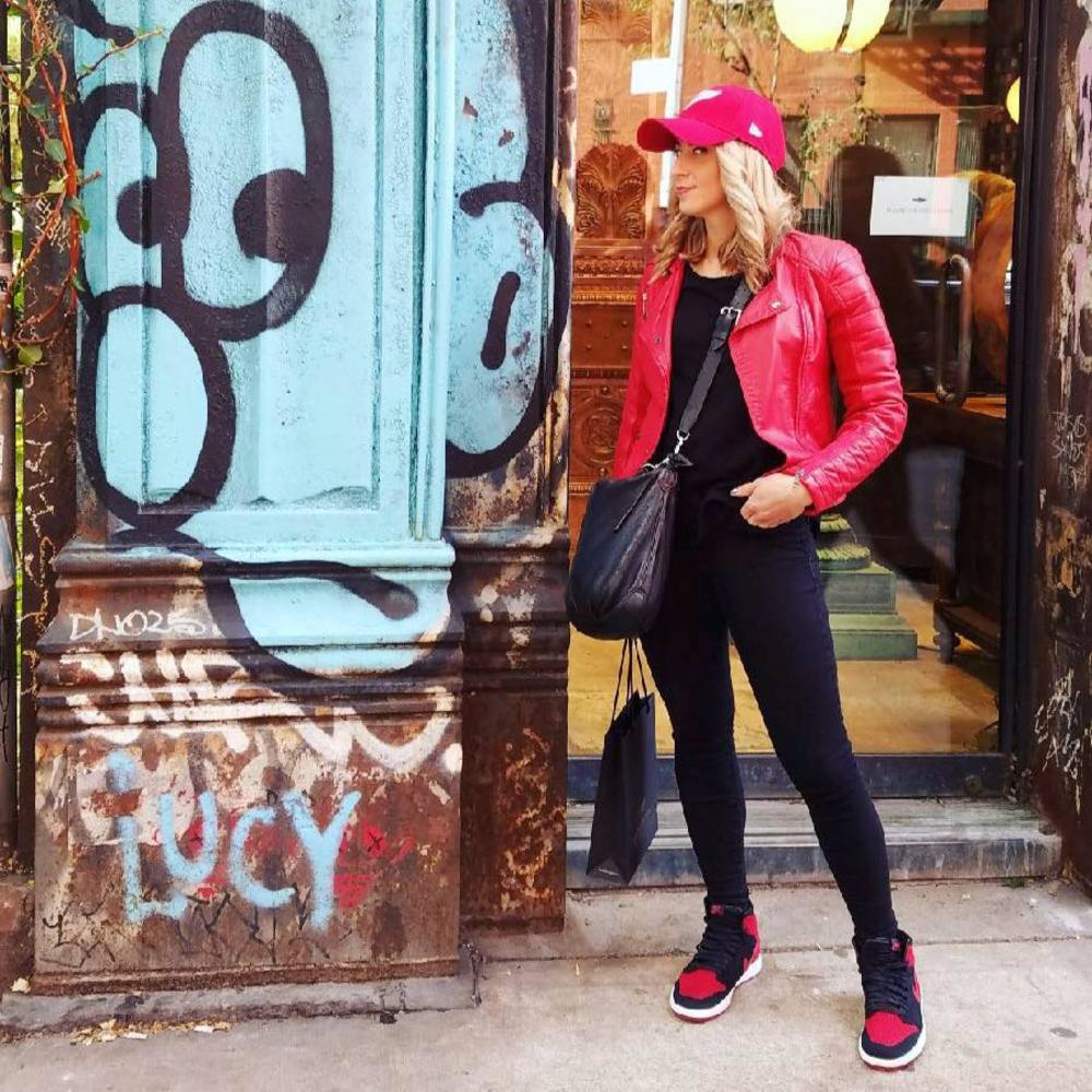 Meet your Posher, Danielle